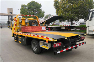 泸县道路救援拖车报价