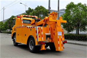 泸县高速路拖车费